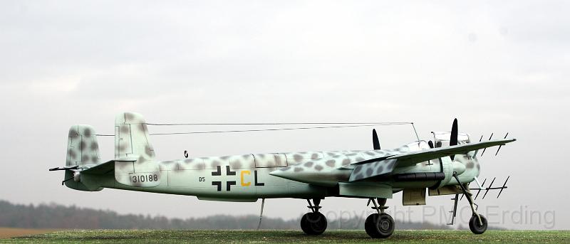 He 219 A-7 Tamiya 1-48 Hellinger Othmar 05.JPG